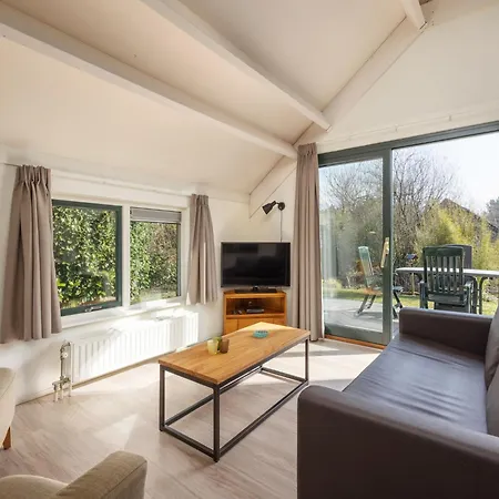 Cozy With Two Bathrooms, 3 Km From Putten