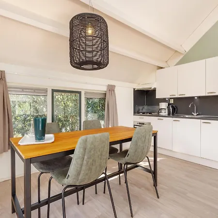 Cozy With Two Bathrooms, 3 Km From * Putten